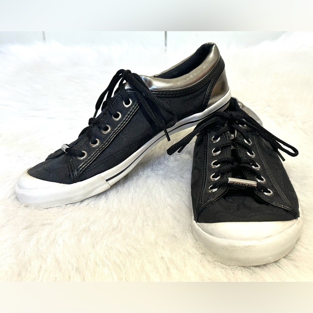 Coach Francesca Ladies Black Signature Canvas Sneaker Silver Trim Size 8 EUC
